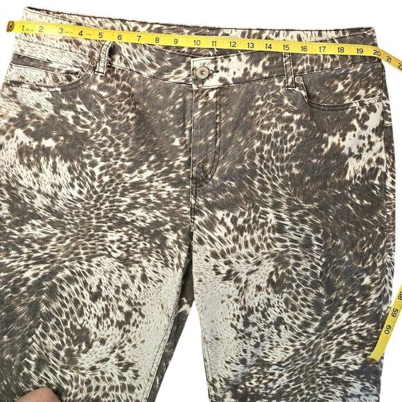 Chico's Jeans Women's Size 16 Chicos 3 Platinum Pony Print Tan Brown - Picture 8 of 8